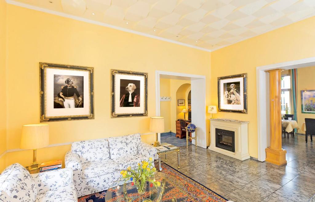Hotel Eden Am Kurpark Бонн Екстер'єр фото