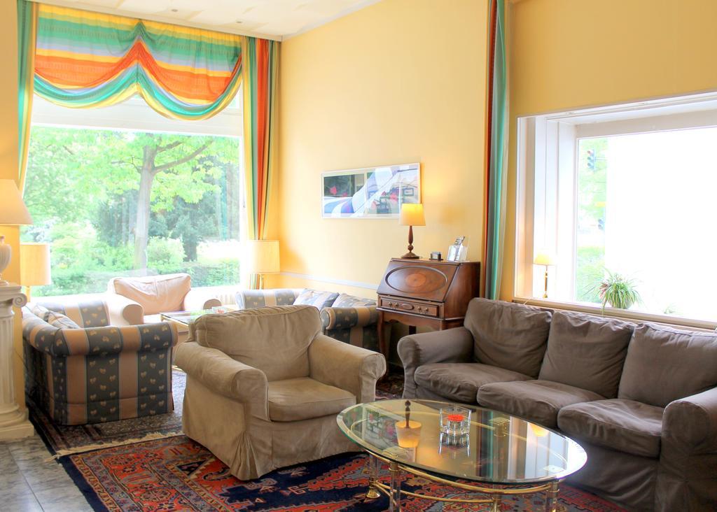 Hotel Eden Am Kurpark Бонн Екстер'єр фото