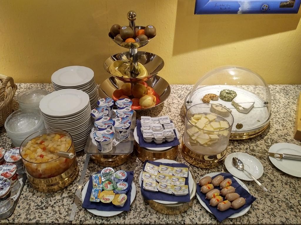Hotel Eden Am Kurpark Бонн Екстер'єр фото