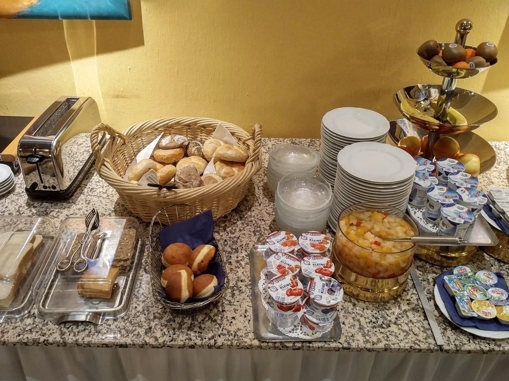 Hotel Eden Am Kurpark Бонн Екстер'єр фото