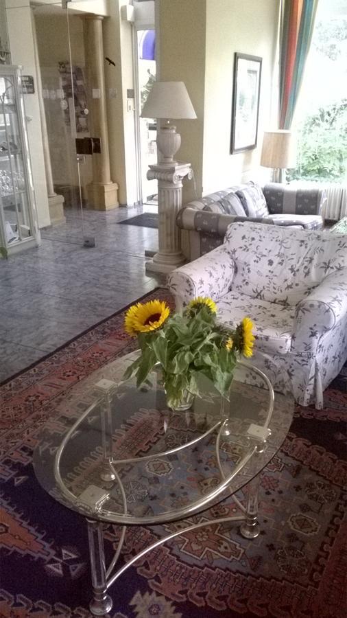 Hotel Eden Am Kurpark Бонн Екстер'єр фото