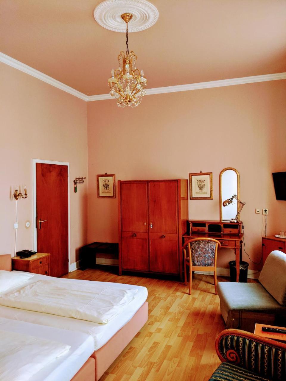Hotel Eden Am Kurpark Бонн Екстер'єр фото