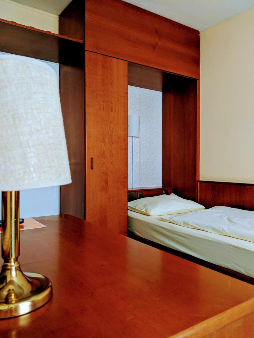 Hotel Eden Am Kurpark Бонн Екстер'єр фото