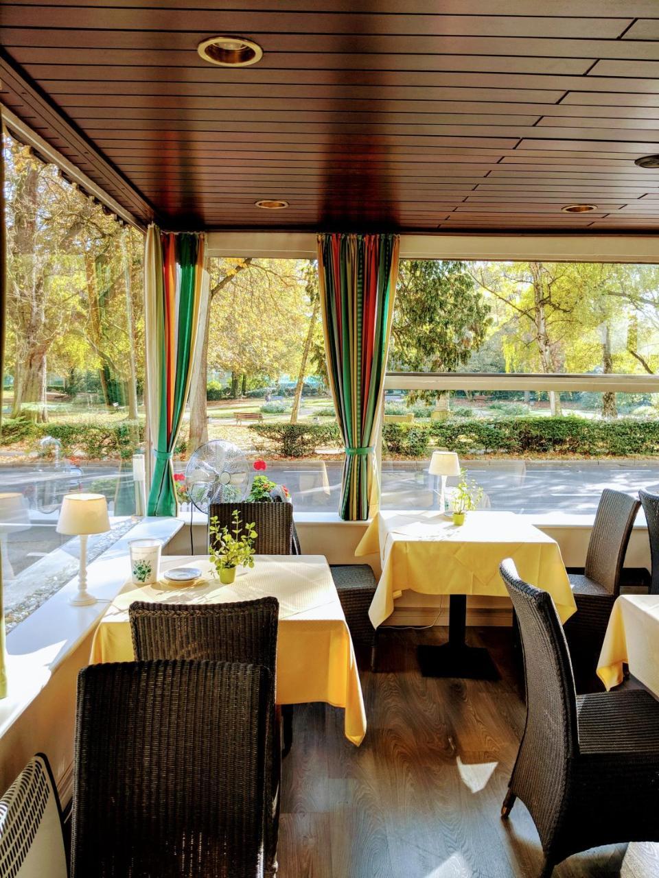 Hotel Eden Am Kurpark Бонн Екстер'єр фото