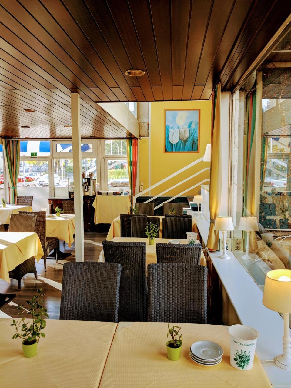 Hotel Eden Am Kurpark Бонн Екстер'єр фото